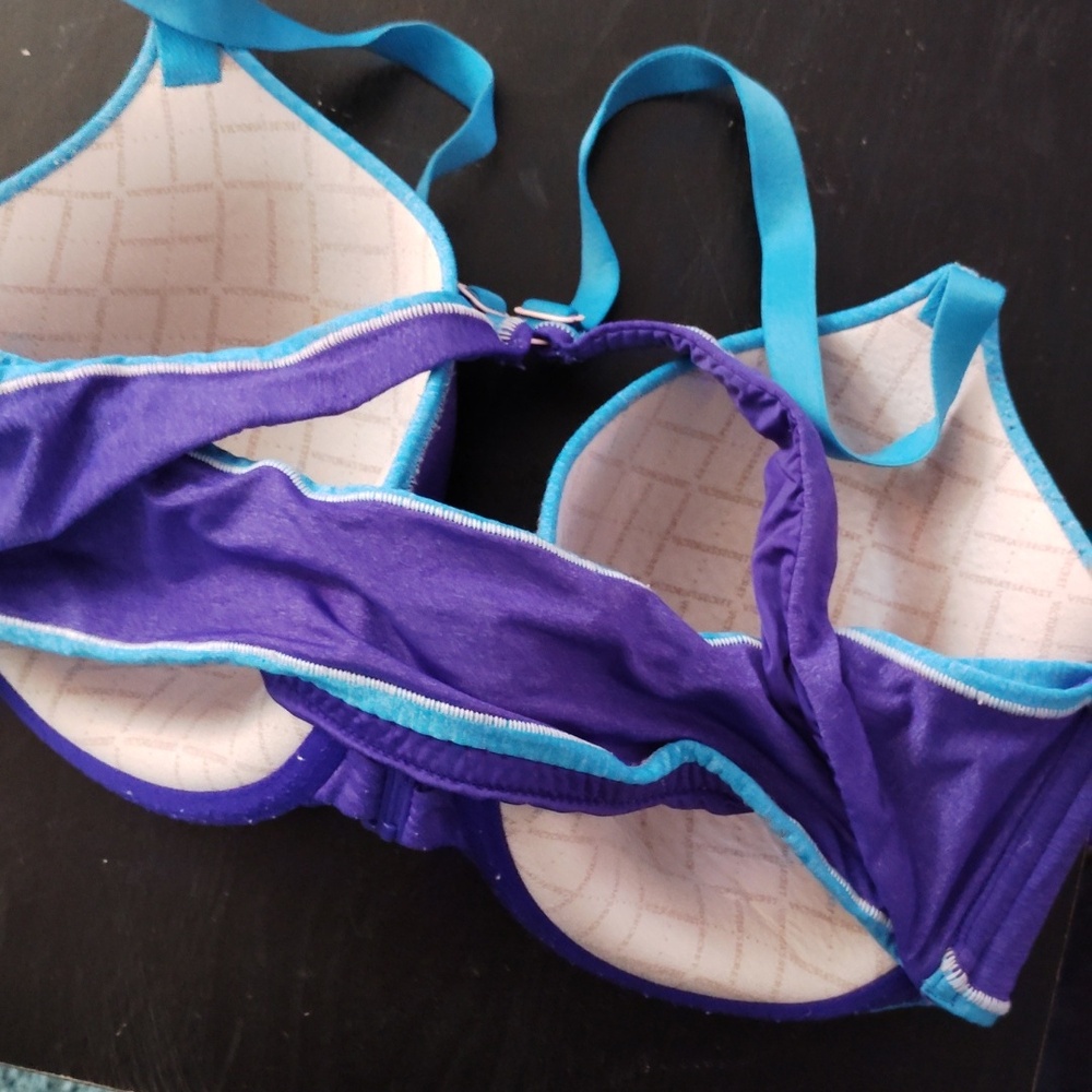 Victoria Secret Raser Back 36DD - Picture 3 of 4